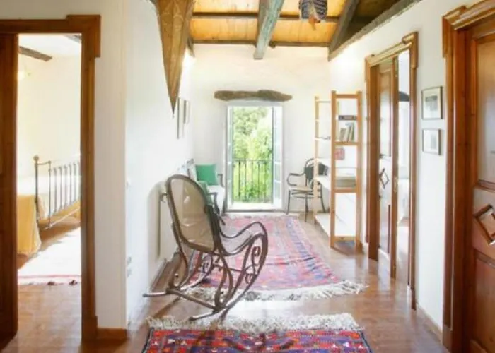 The Old House - Collection * Kariá