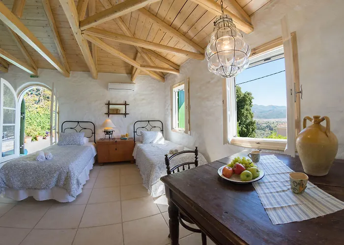 Semesterbostad The Old House - Collection Kariá