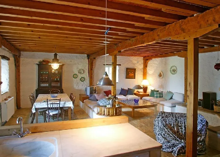 Semesterbostad The Old House - Collection *